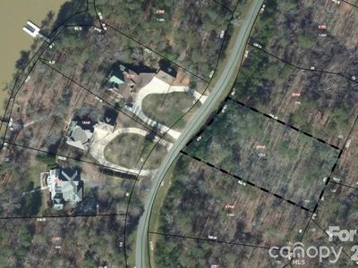 300 Whisper Lake Dr, New London, NC, 28127