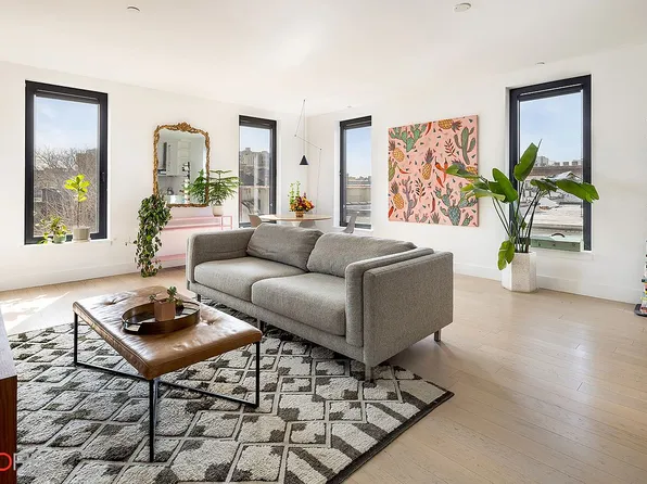 762 Park Pl #5D, Brooklyn, NY 11216