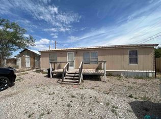 2102 N Pine St, Artesia, NM 88210