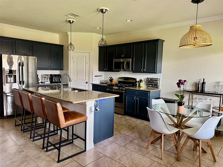 4320 Chestnut Meadows Bnd — Photo 6