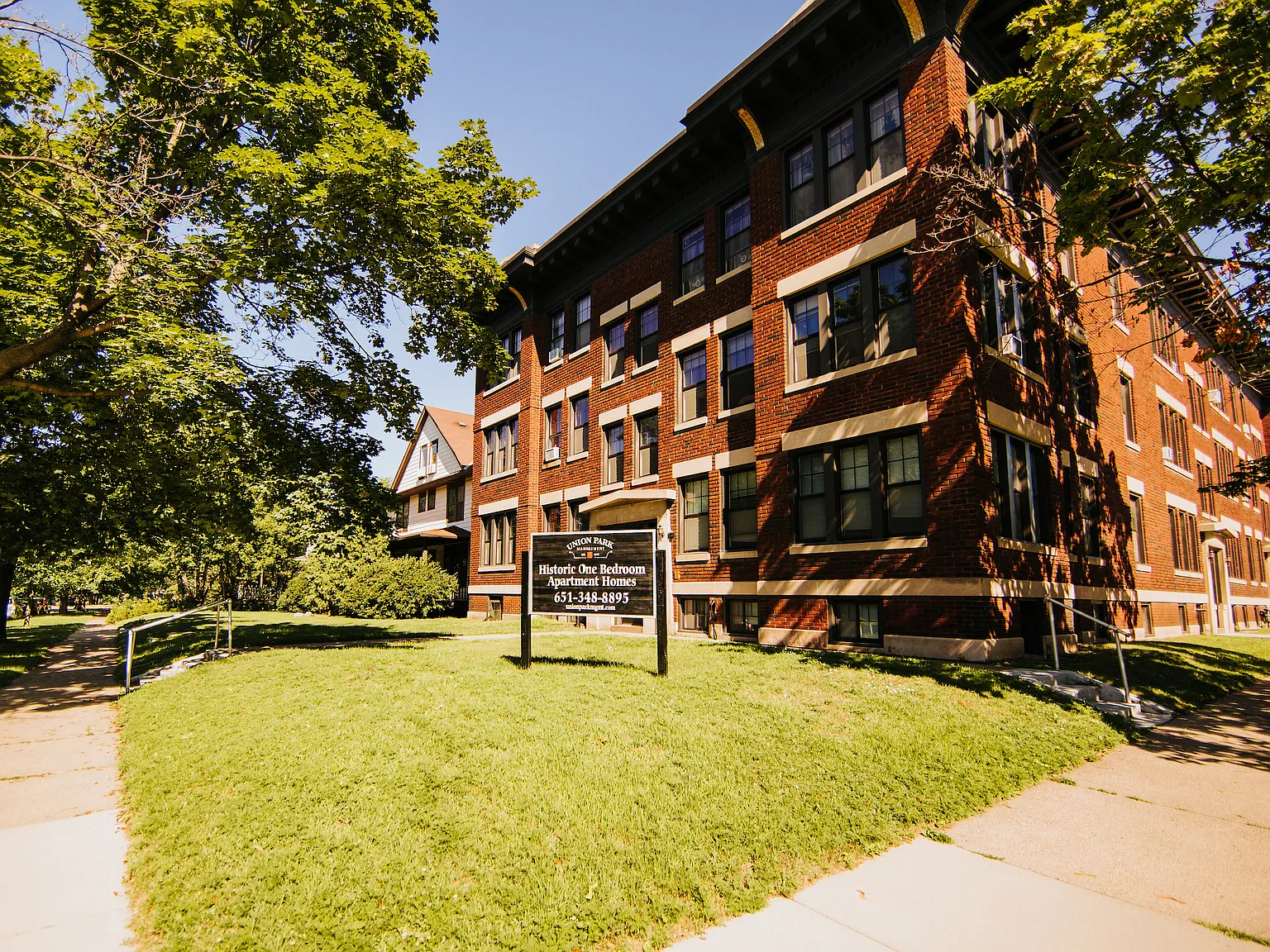 1 bed, $1,299 — Photo 1