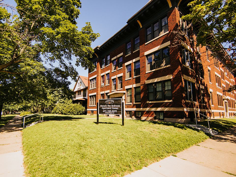 1st image of 137 Fairview Ave N APT 5