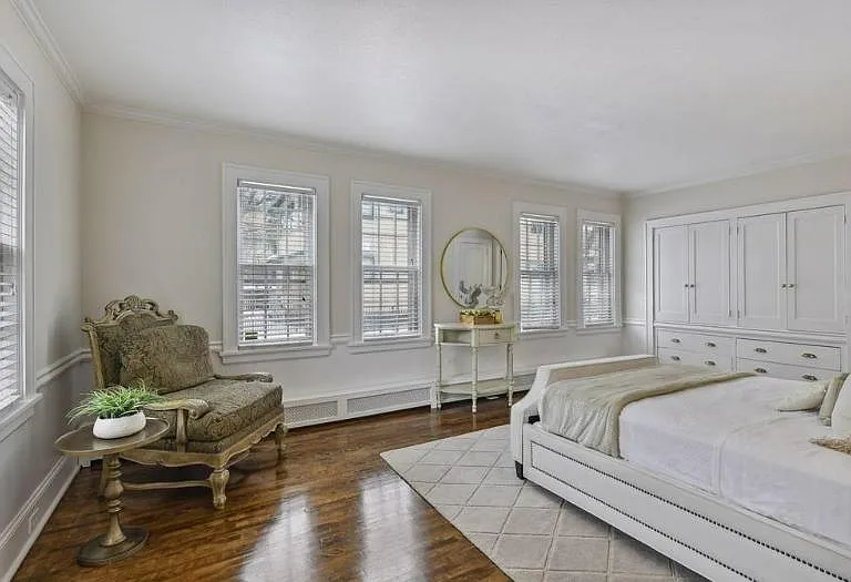 Main level - master bedroom
