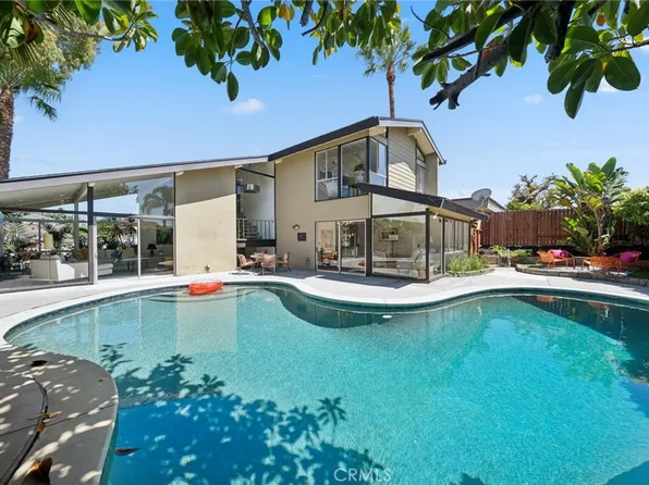 16901 Concord Ln, Huntington Beach, CA 92649