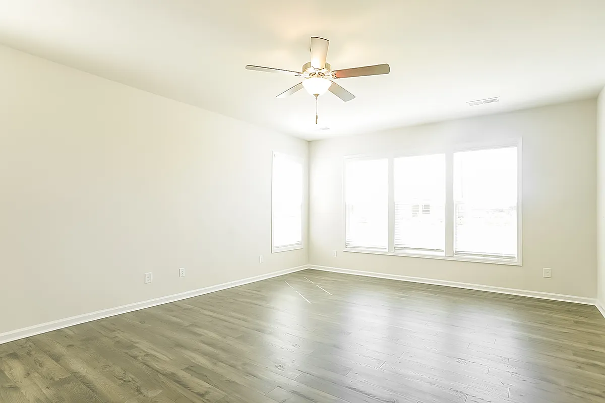 Building Photo - 581 Count Fleet Ct