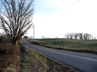 713 Sam Martin Rd, Dandridge, TN 37725