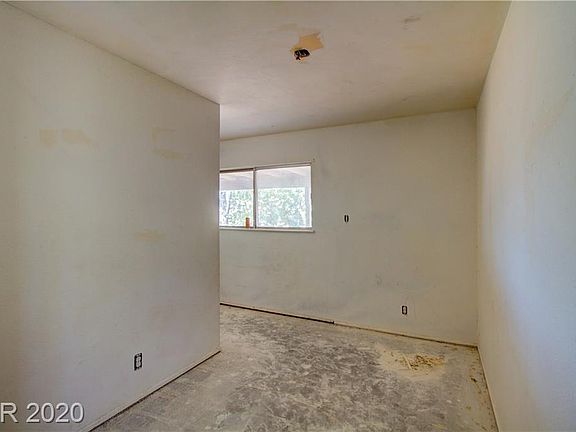 5th image of 614 Bryant Ct