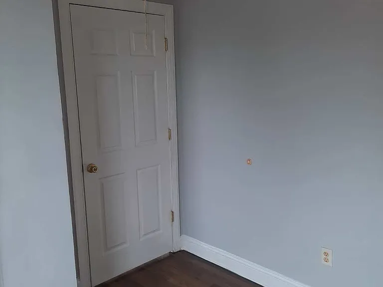 1208 Lincoln St #3 — Photo 8