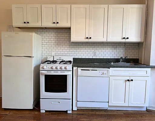 Rented by Corcoran | media 2