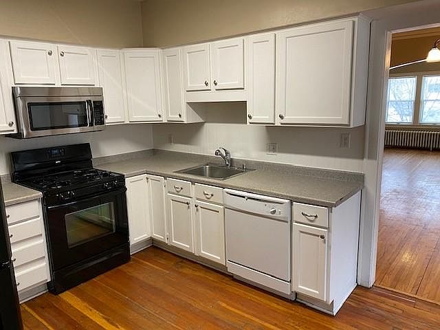 2nd image of 907 Sheridan Ave N