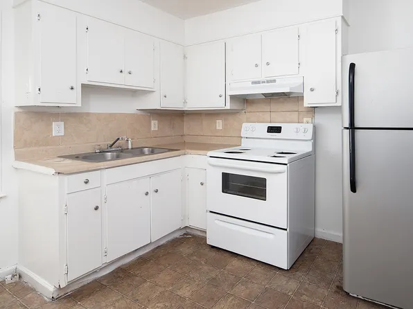 2421 Sunset Ave, Gastonia, NC