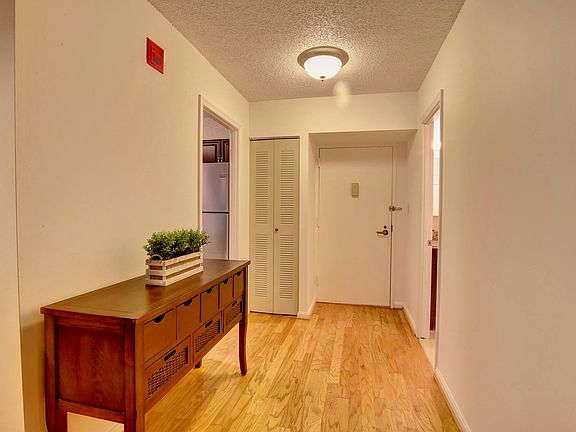 5th image of 3800 Powell Ln APT 416