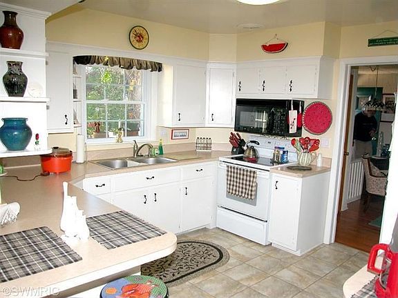 5th image of 2726 Hill An Brook Dr