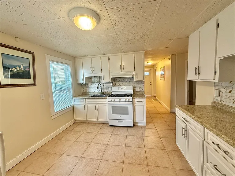 35 Highland Ave #1 — Photo 10