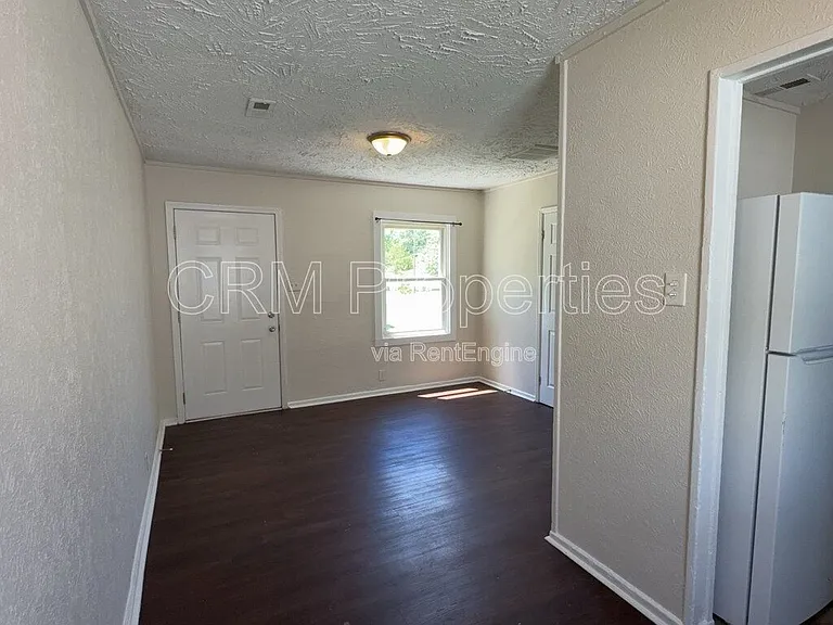 4537 Fletcher Ave — Photo 4