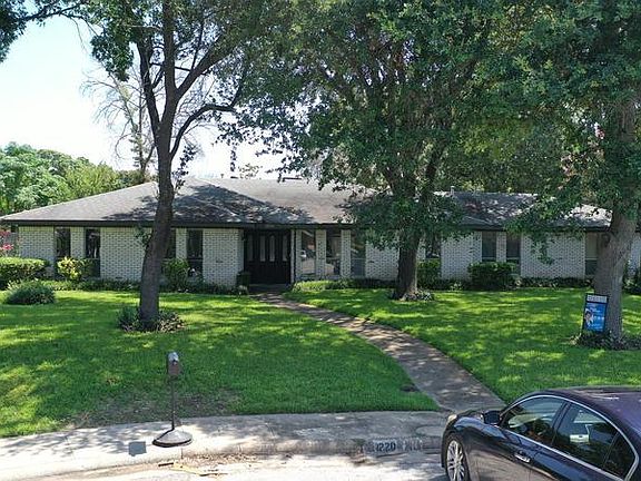 2nd image of 1220 Greenbrook Cir