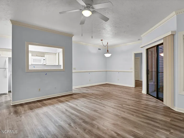 115 Longstreet Dr #101 — Photo 3