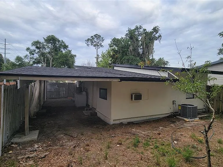 1103 Errol Place Cir — Photo 44