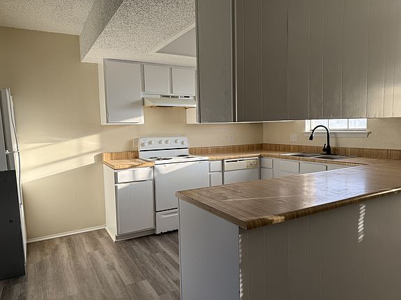 4th image of 1004 Indian Trl APT D