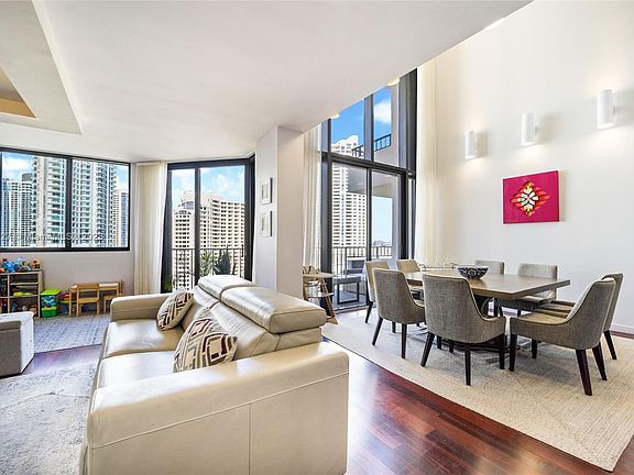 2nd image of 520 Brickell Key Dr APT Aph10