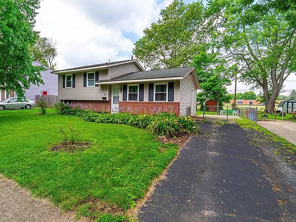 2nd image of 3269 Sundale Rd