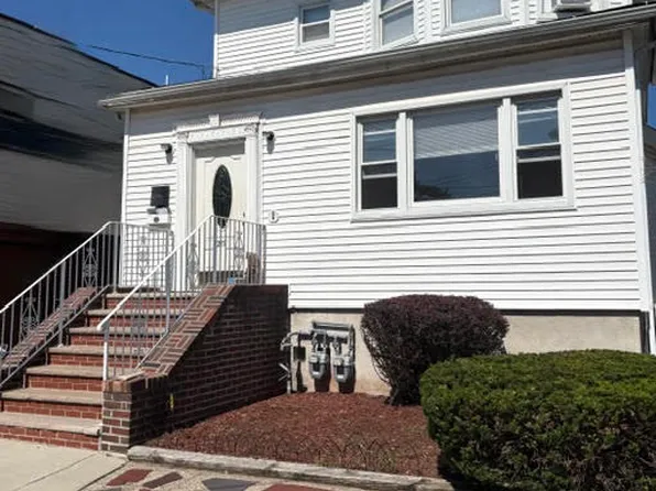271 Warren St, Lyndhurst, NJ 07071