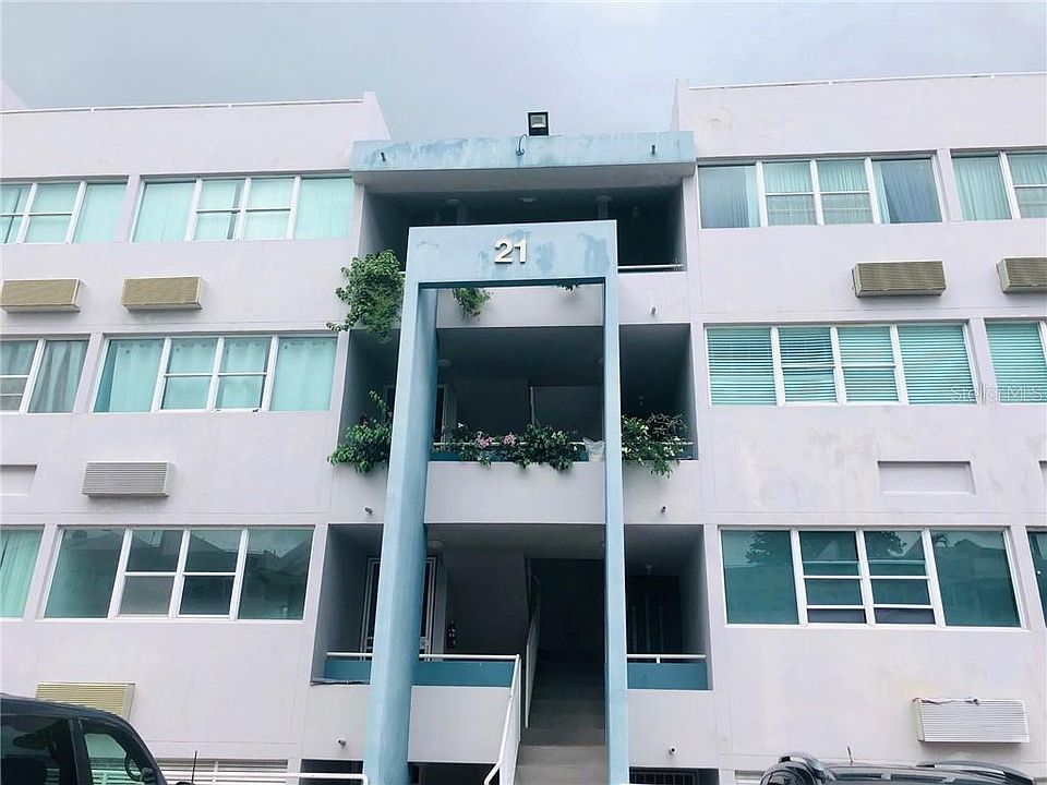2nd image of 100 Calle F Chalets De Royal Palm #2104