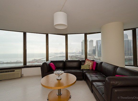 5th image of 505 N Lake Shore Dr APT 1615