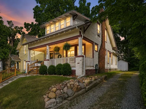 309 Page St NE, Grand Rapids, MI 49505
