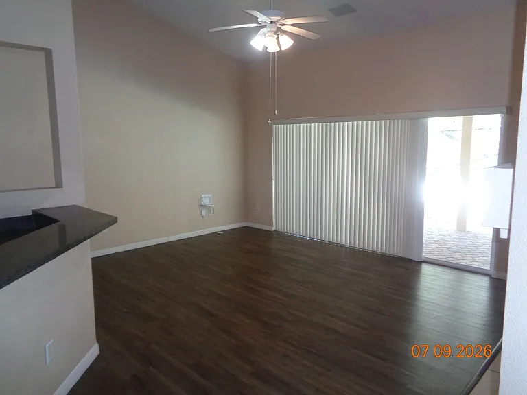 1409 Bent Oaks Blvd — Photo 10