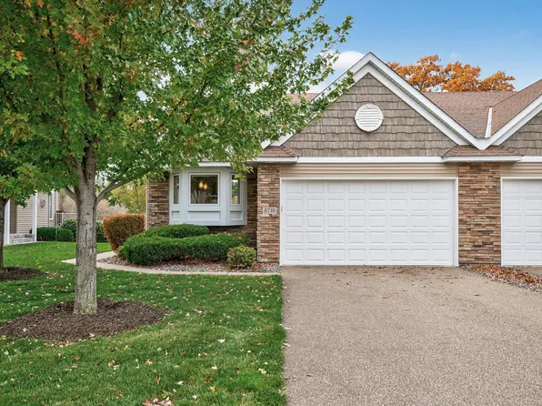 8718 Ghia St, Blaine, MN 55014
