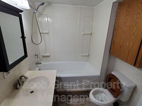 5th image of 1849 S Higbee Ave Unit B