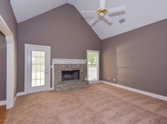 3rd image of 20 Lee Road 2076