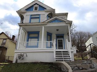 906 Sarah St, Homestead, PA 15120