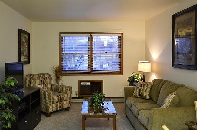 Sheboygan Regency Apartment Rentals - Sheboygan, WI | Zillow