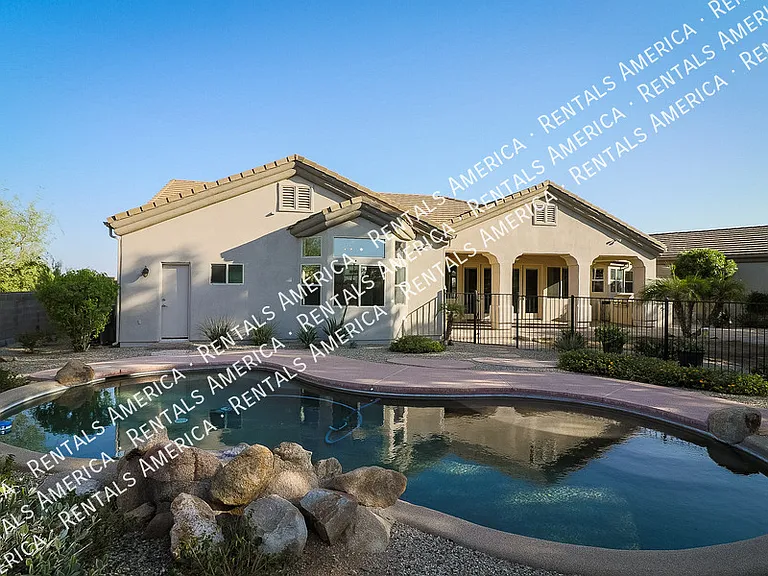 14136 E Gloria Ln — Photo 1