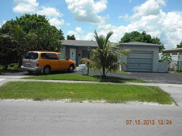 1st image of 4520 NW 41st St