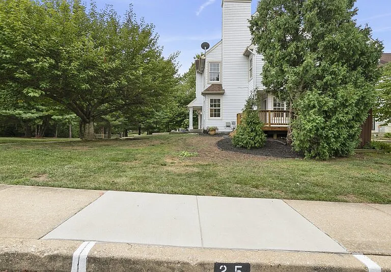 2258 N Tollgate Cir — Photo 26