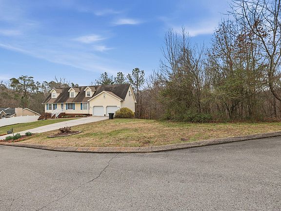 4th image of 325 Battlefield Dr