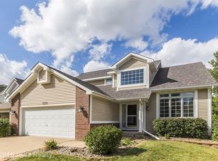8309 Talbot Pl, Johnston, IA 50131