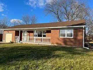 1228 Eastgate Rd photo 1