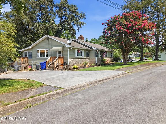 4th image of 102 Nolan Rd
