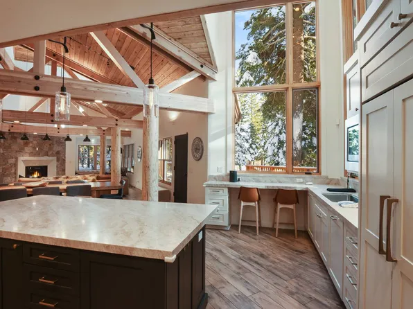 (undisclosed Address), Carnelian Bay, CA 96140