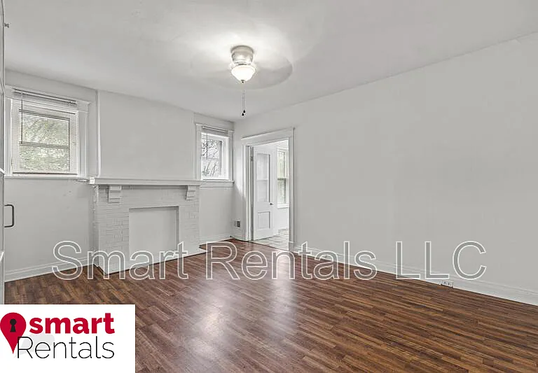 1722 Waverly Pl #F — Photo 14