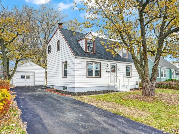 1458 Cleveland Dr, Cheektowaga, NY 14225