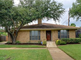 607 Brookhaven Dr, Irving, TX 75061