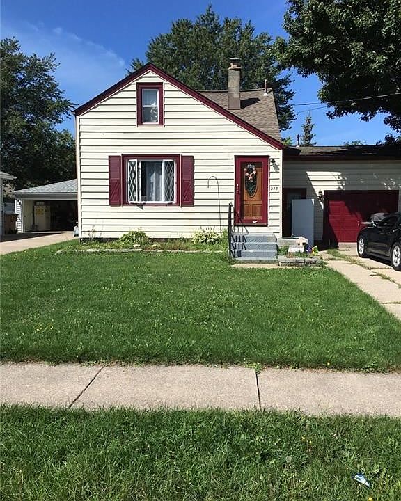 1st image of 258 Hyland Ave