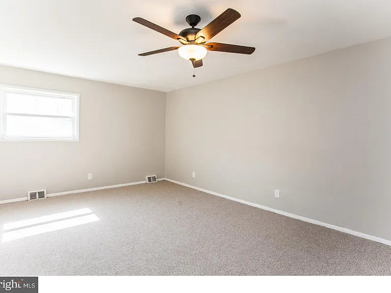 176 Juniper Rd — Photo 9