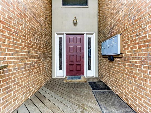 4th image of 5199 Belle Isle Dr