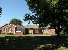1st image of 11 Dearborn Ct